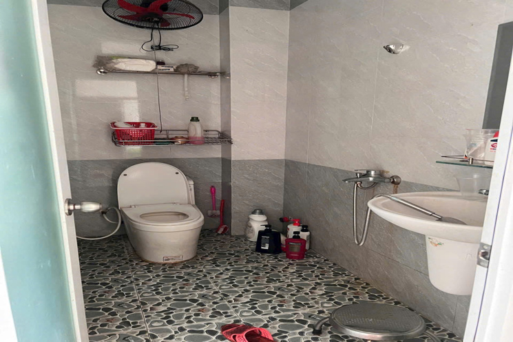 NHÀ 2 TẦNG GIÁ RẺ HẺM XE HƠI 7M – HUỲNH THỊ HAI, Q12