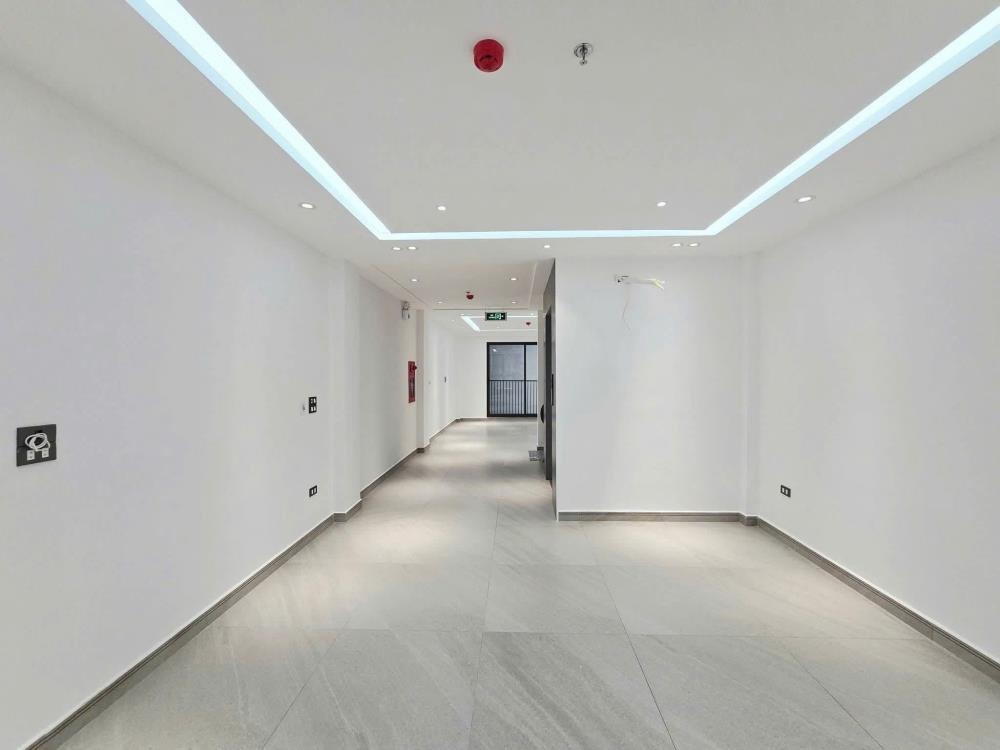 Nhà Mặt Phố Đoàn Thị Điểm Đống Đa - 65m2, 2 Tầng, Mặt Tiền 4.1m - Giá 42 Tỷ