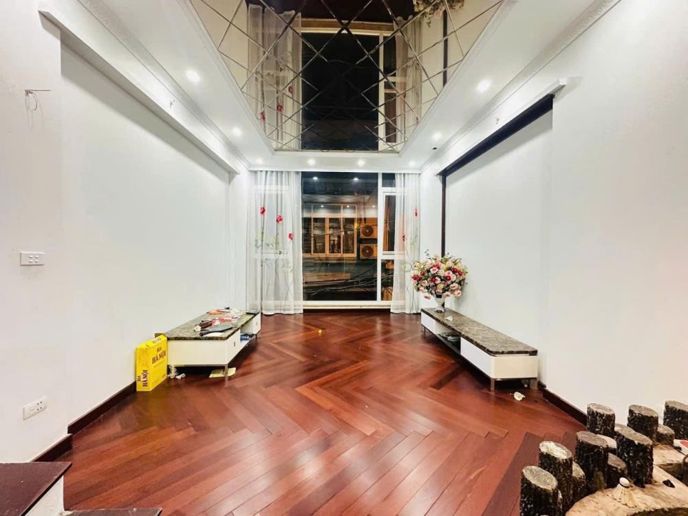 Nhà Phân Lô Khuất Duy Tiến - 55m², 5 Tầng, Gara Ô Tô, Giá Hơn 17 Tỷ