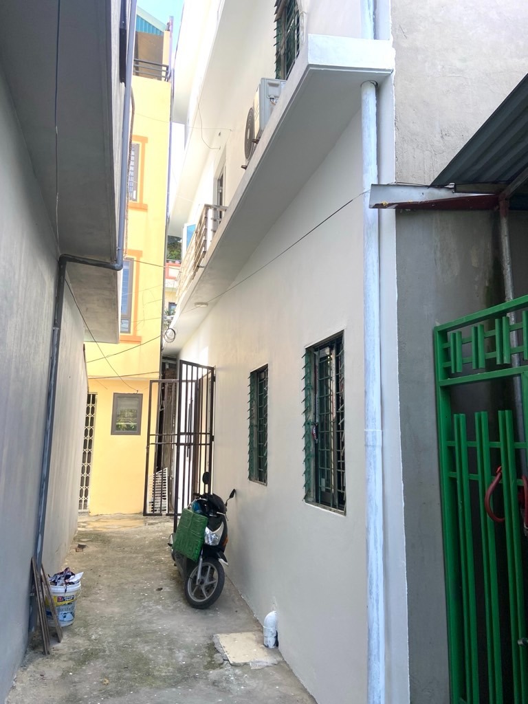 Bán Nhà Đẹp Đông La - 41m2, 4.2 Tỷ - Vị Trí Vàng, Gần Vành Đai 4