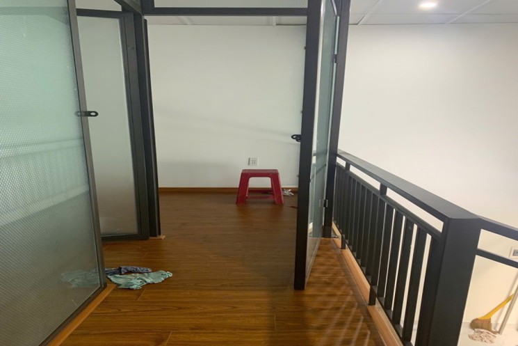 ♥ Nhà Ông Ích Khiêm gần Cầu Rồng, kiệt rộng, gần 30m2, gác lửng mới đẹp, nhỉnh 2 tỷ