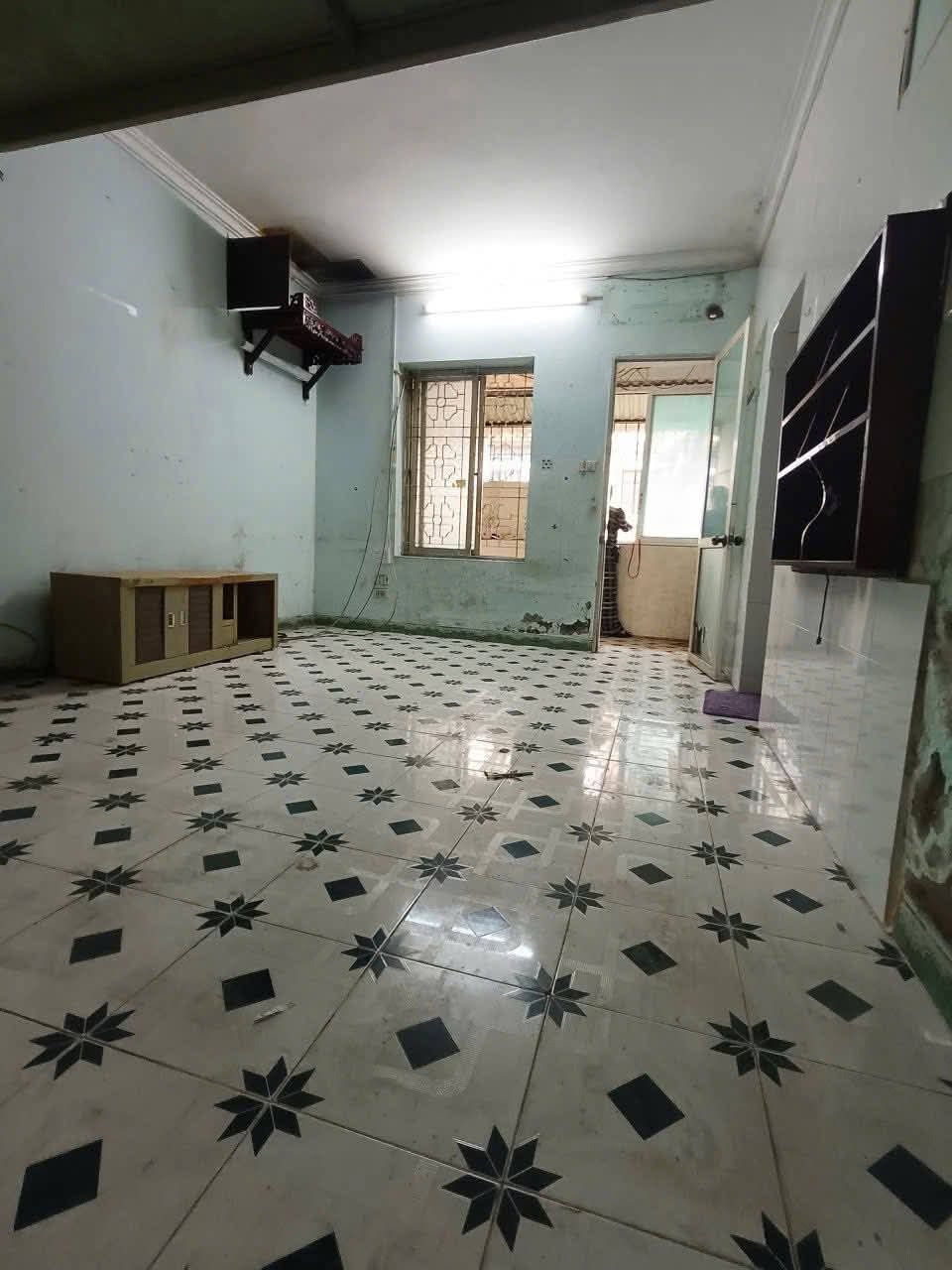 Siêu phẩm mặt ngõ phố - 25 tỷ - Ngõ to - Thông minh, Hoàng Mai
