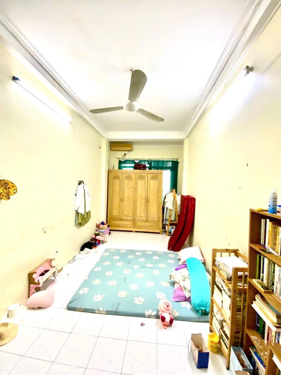 Bán nhà Thành Công, Ba Đình - 20m ra phố - Giá 7.85 tỷ