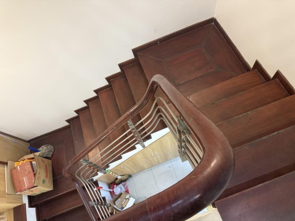 Bán nhà Láng Hạ, Ba Đình - 65m2, 5 Tầng, Ô Tô Tránh, Giá 24 Tỷ