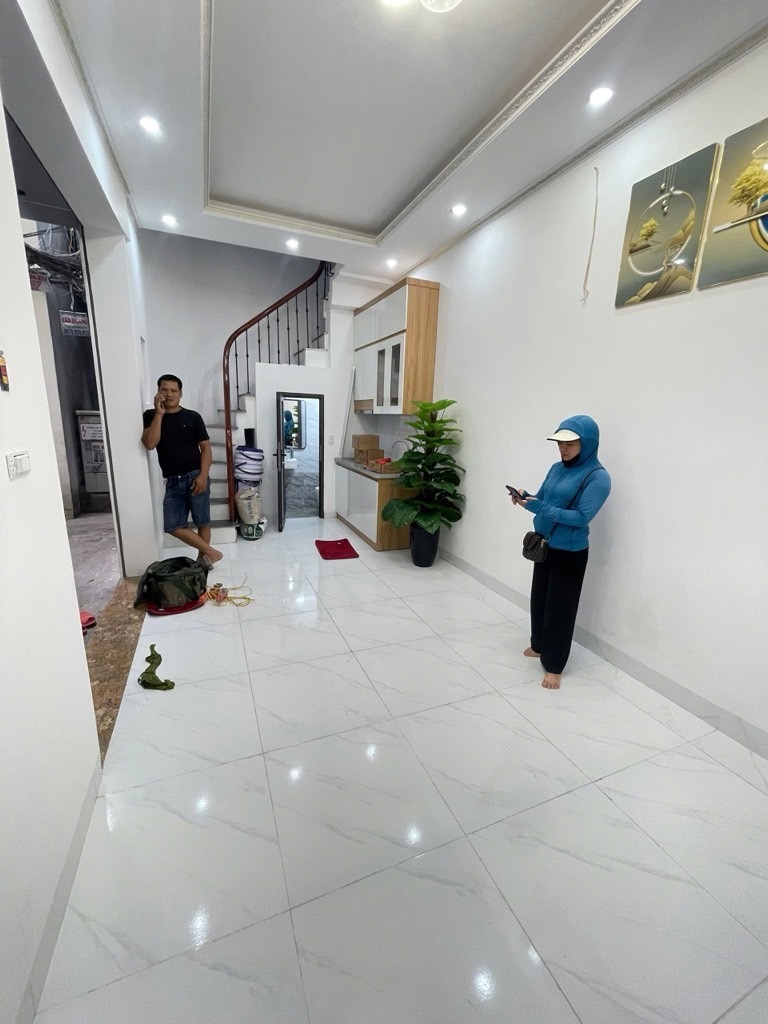Nhà Góc Hồ Văn Chương - Đống Đa - 4PN - 6.95 Tỷ - Full Nội Thất