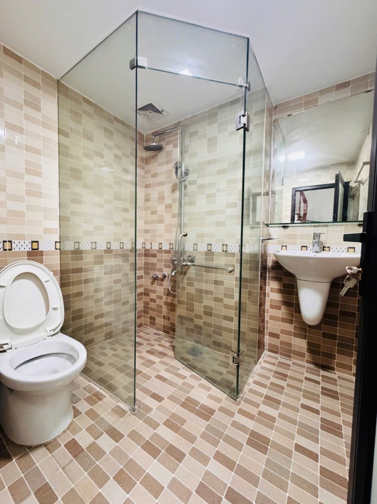 Nhà 5 Tầng Kim Mã, Ba Đình - 8.95 Tỷ - Vị Trí Đẹp, Thông Thoáng