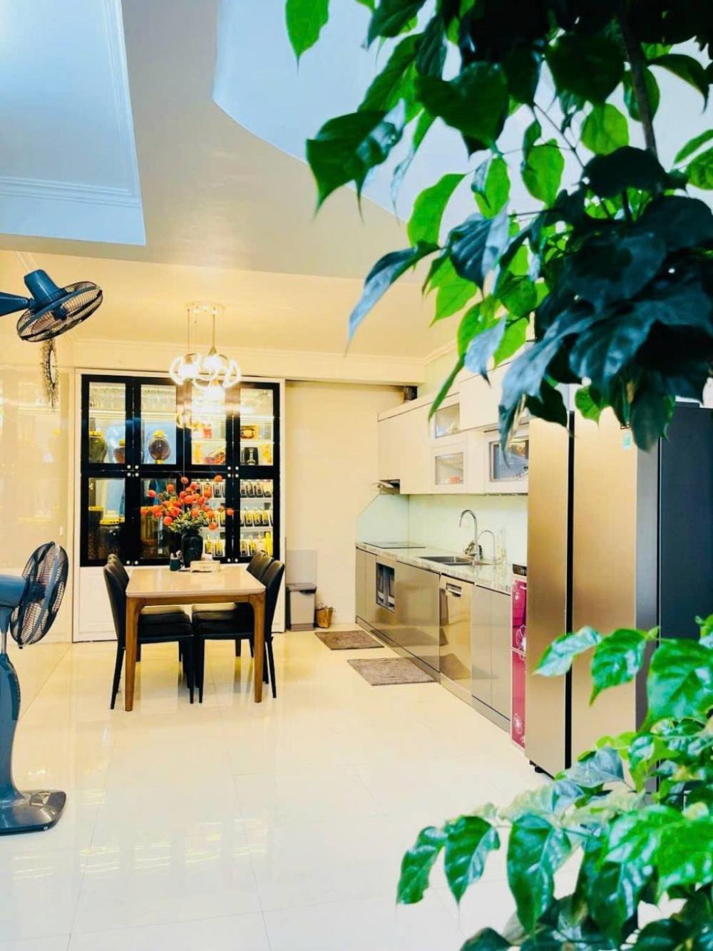 Bán nhà mặt phố An Dương, Tây Hồ - 60m2, 5 tầng, 21.8 tỷ - Kinh doanh đỉnh cao