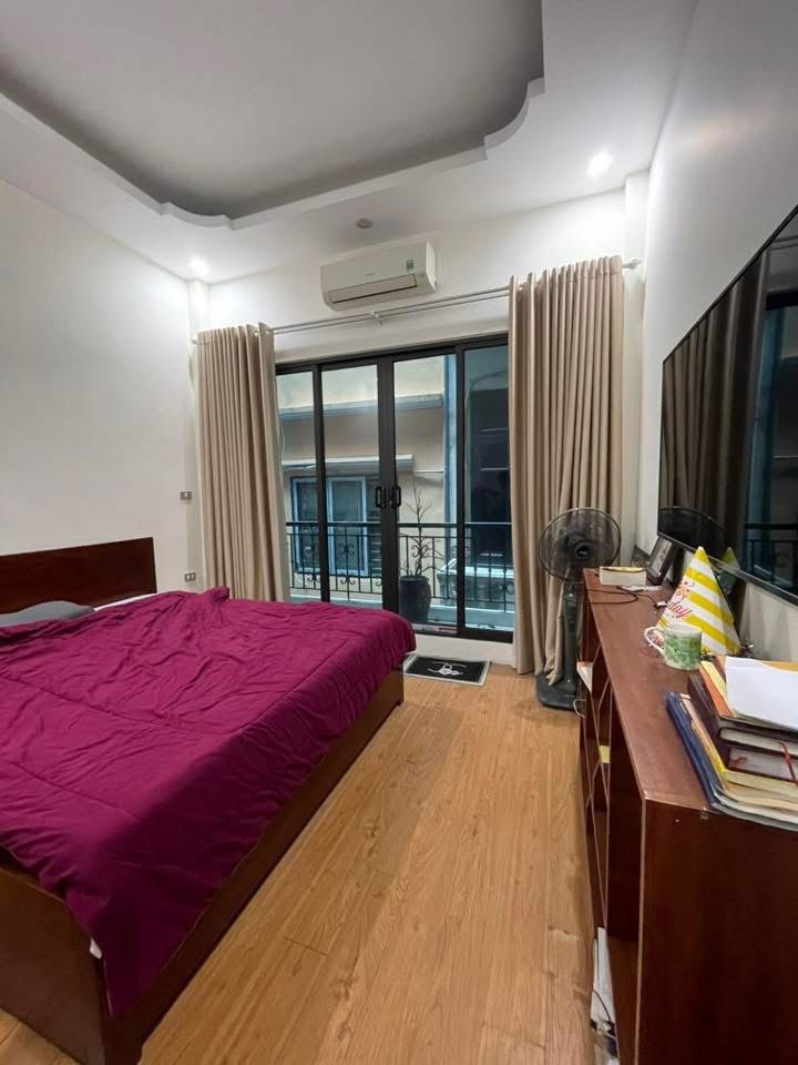 Bán nhà phân lô Nguyễn Viết Xuân - 4 Tầng, Oto Đỗ Cửa, Full Nội Thất - Giá 11 tỷ