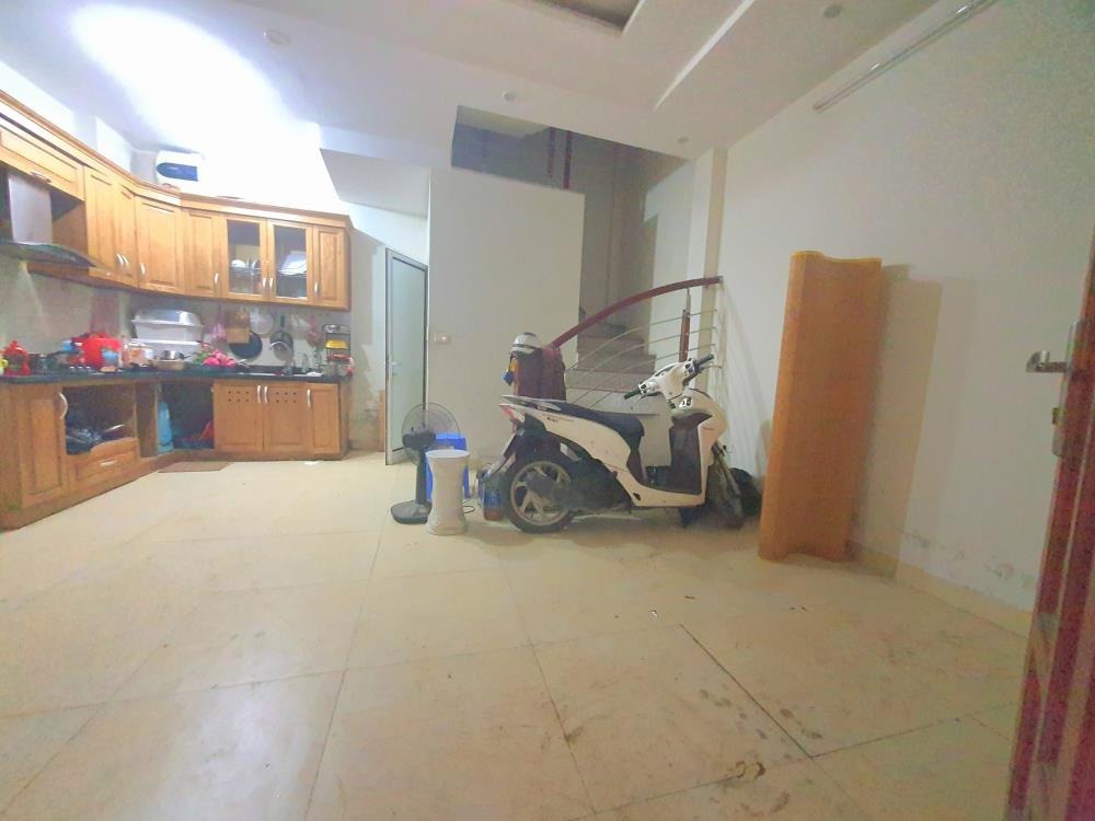 Bán nhà Yên Hòa 30m² - 5 Tầng, Mặt Tiền 5.1m - Giá 7.8 Tỷ