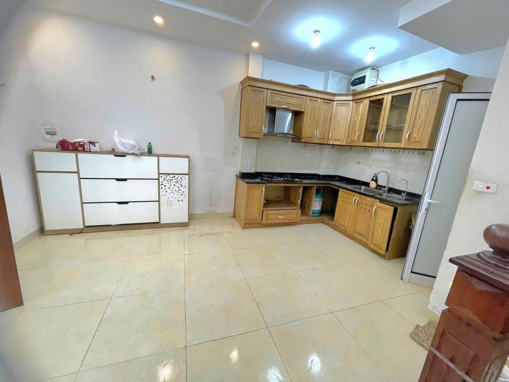Bán nhà Yên Hòa 30m² - 5 Tầng, Mặt Tiền 5.1m - Giá 7.8 Tỷ