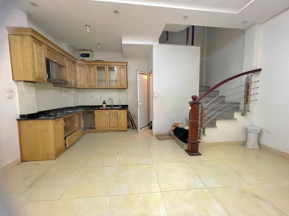 Bán nhà Yên Hòa 30m² - 5 Tầng, Mặt Tiền 5.1m - Giá 7.8 Tỷ
