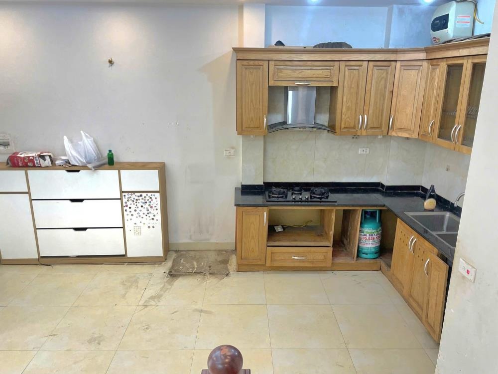 Bán nhà Yên Hòa 30m² - 5 Tầng, Mặt Tiền 5.1m - Giá 7.8 Tỷ