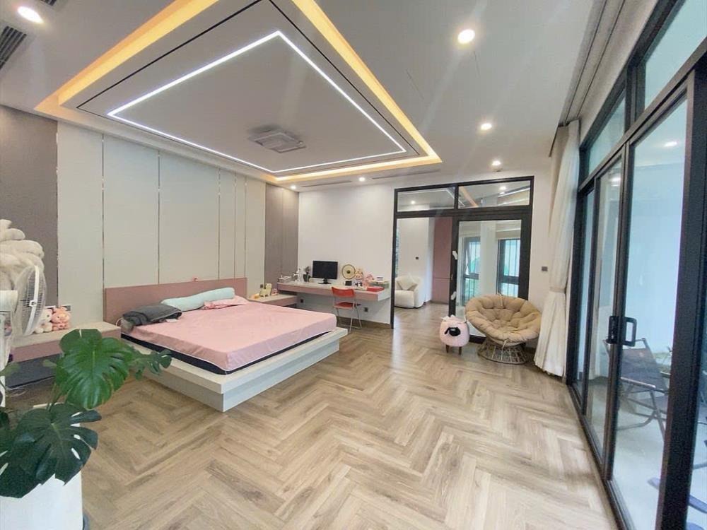 Biệt thự lô góc Mậu Lương, Kiến Hưng - Hà Đông: 95m², 7 tầng, Ô tô đỗ cửa, Giá 20x tỷ