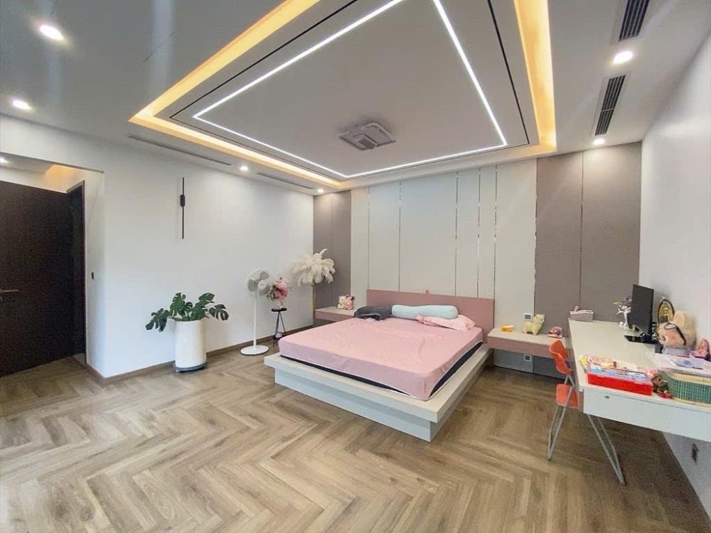 Biệt thự lô góc Mậu Lương, Kiến Hưng - Hà Đông: 95m², 7 tầng, Ô tô đỗ cửa, Giá 20x tỷ
