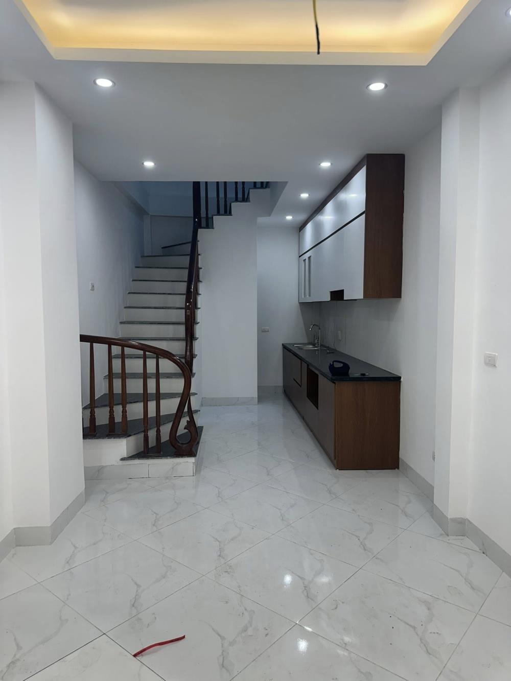 Nhà 4.5 Tầng Đại Từ - 50m Ô Tô - Giá Tốt Đầu Tư/Ở