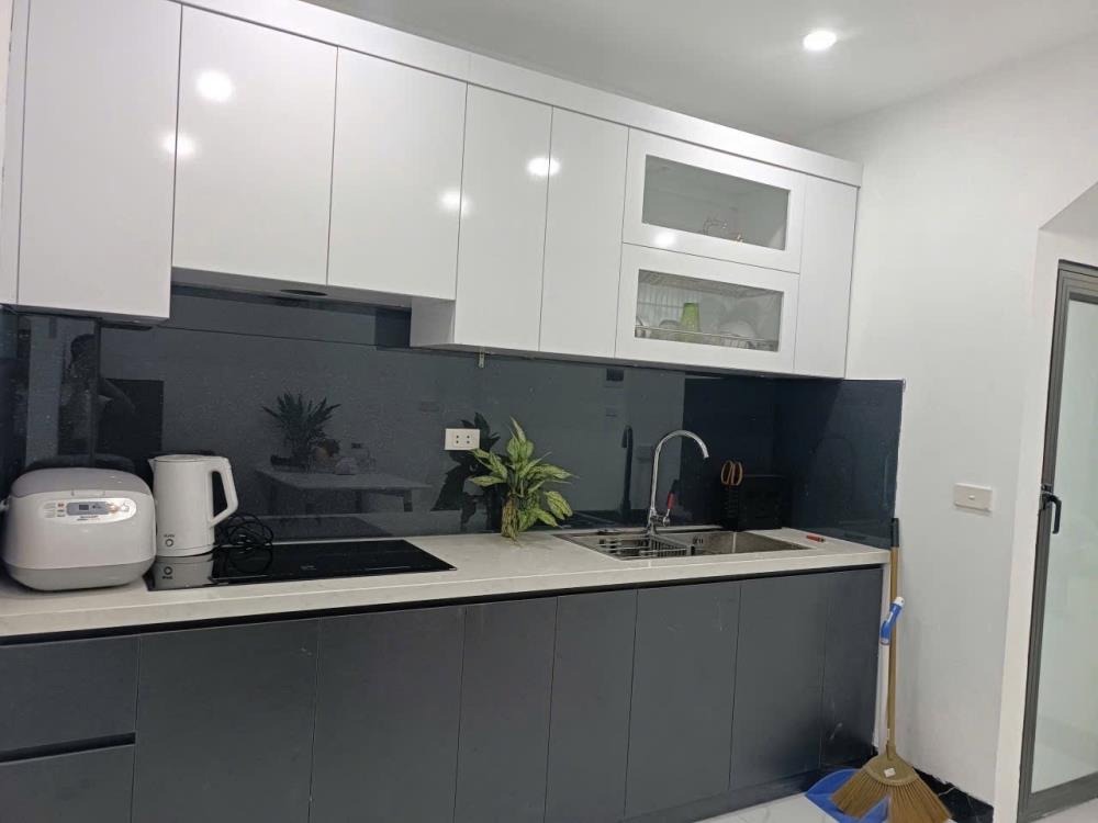 Bán nhà góc 2 mặt tiền Hồ Tùng Mậu 36m2, 5 tầng, giá 8.3 tỷ - Vị trí đắc địa