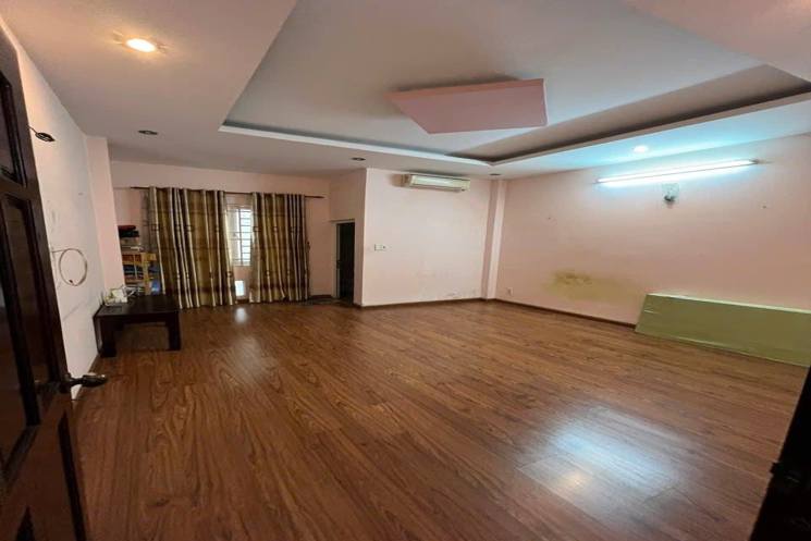 Nhà Mặt Tiền Đường Lê Trung Nghĩa Phường 12 Tân Bình Cũ