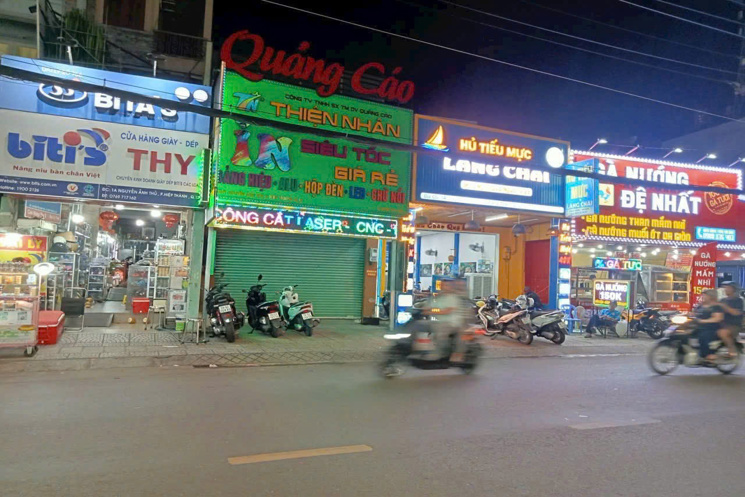 NHÀ MẶT TIỀN NGUYỄN ẢNH THỦ – NGAY NGÃ TƯ NGUYỄN THỊ ĐẶNG, Q12