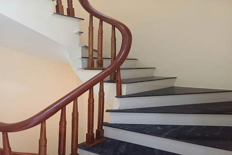 CHÍNH CHỦ BÁN NHÀ ĐA SỸ - 35M2 – 5 TẦNG – RẺ NHẤT KHU VỰC CHỈ 5.6 TỶ