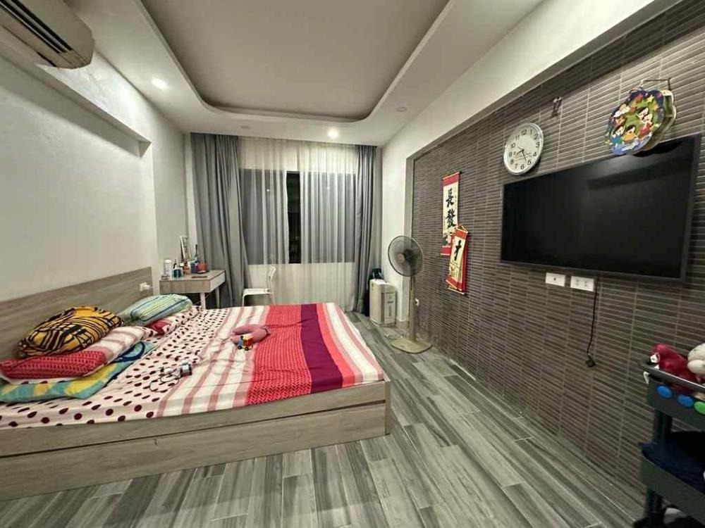 Mặt Phố Lê Gia Đỉnh - 68m2 - Kinh Doanh - Ô Tô Đỗ Cửa - Giá 10 Tỷ
