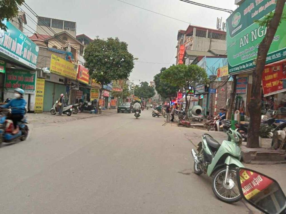Mặt Phố Trâu Quỳ - Vị Trí Vàng - Giá Chỉ 17 Tỷ