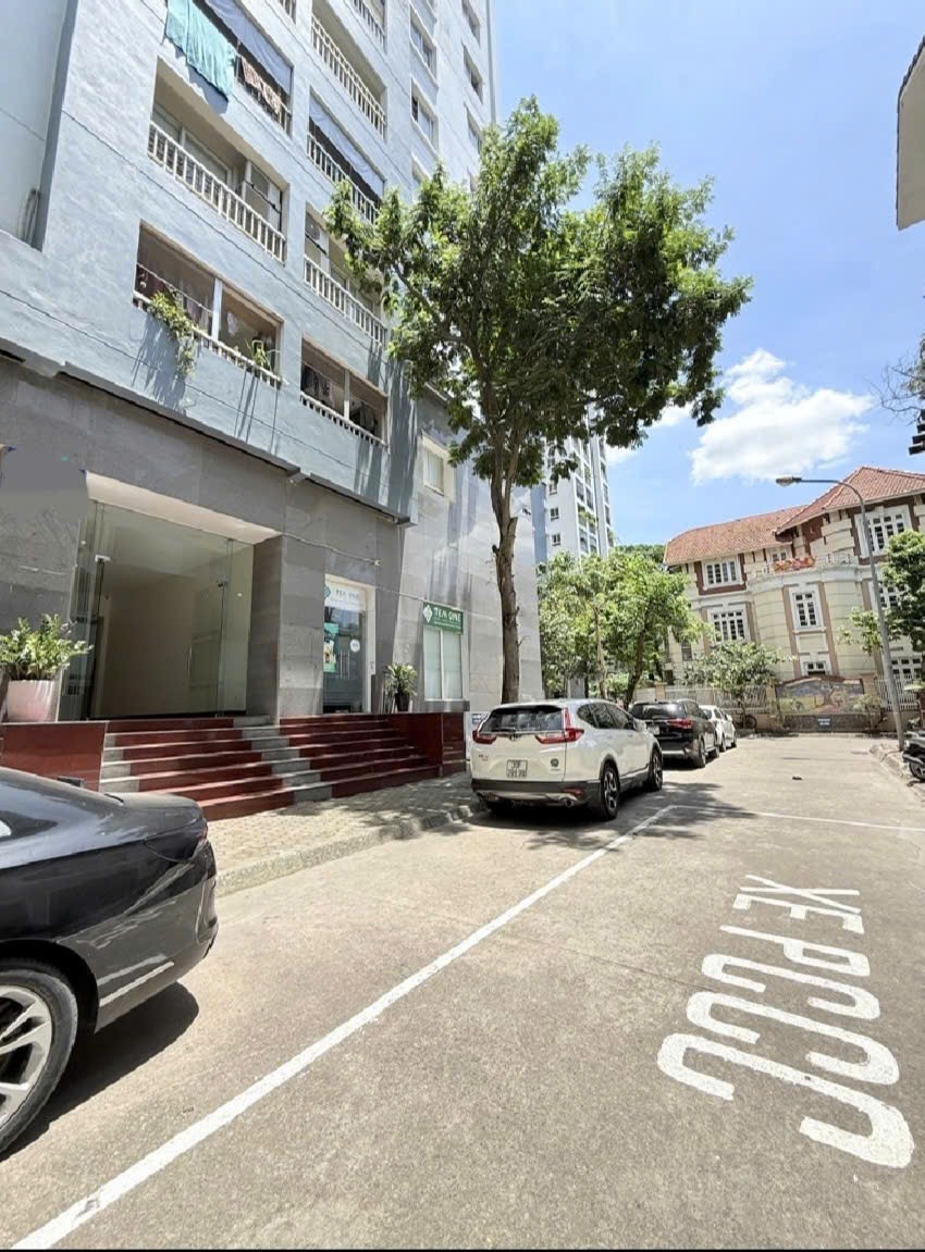 Bán căn hộ chung cư 229 Phố Vọng - 120m2, 3PN, View Đẹp, Giá Tốt