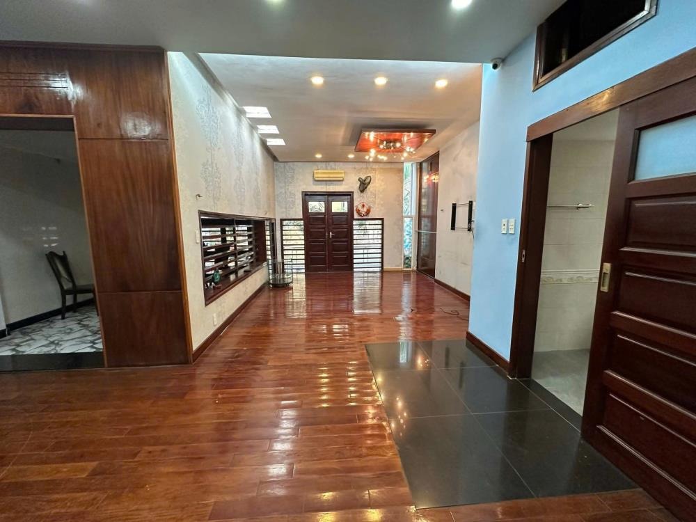 Bán nhà lô góc 5 tầng Khuất Duy Tiến - 76m2 - Giá 35 tỷ (TL)