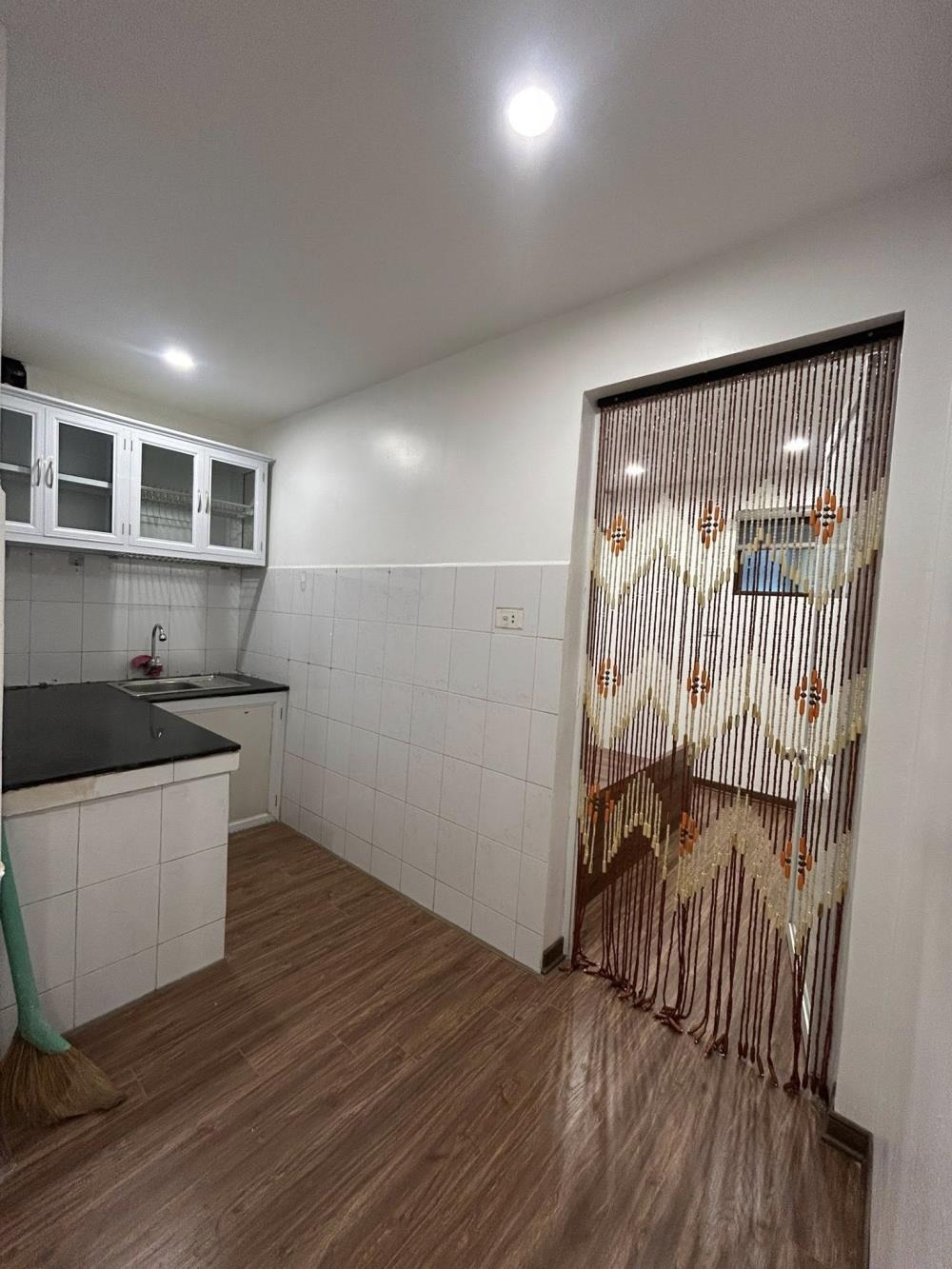 Căn hộ 2PN, 70m2, Full Nội Thất - Trung Tâm Cầu Giấy - Giá 3.95 tỷ