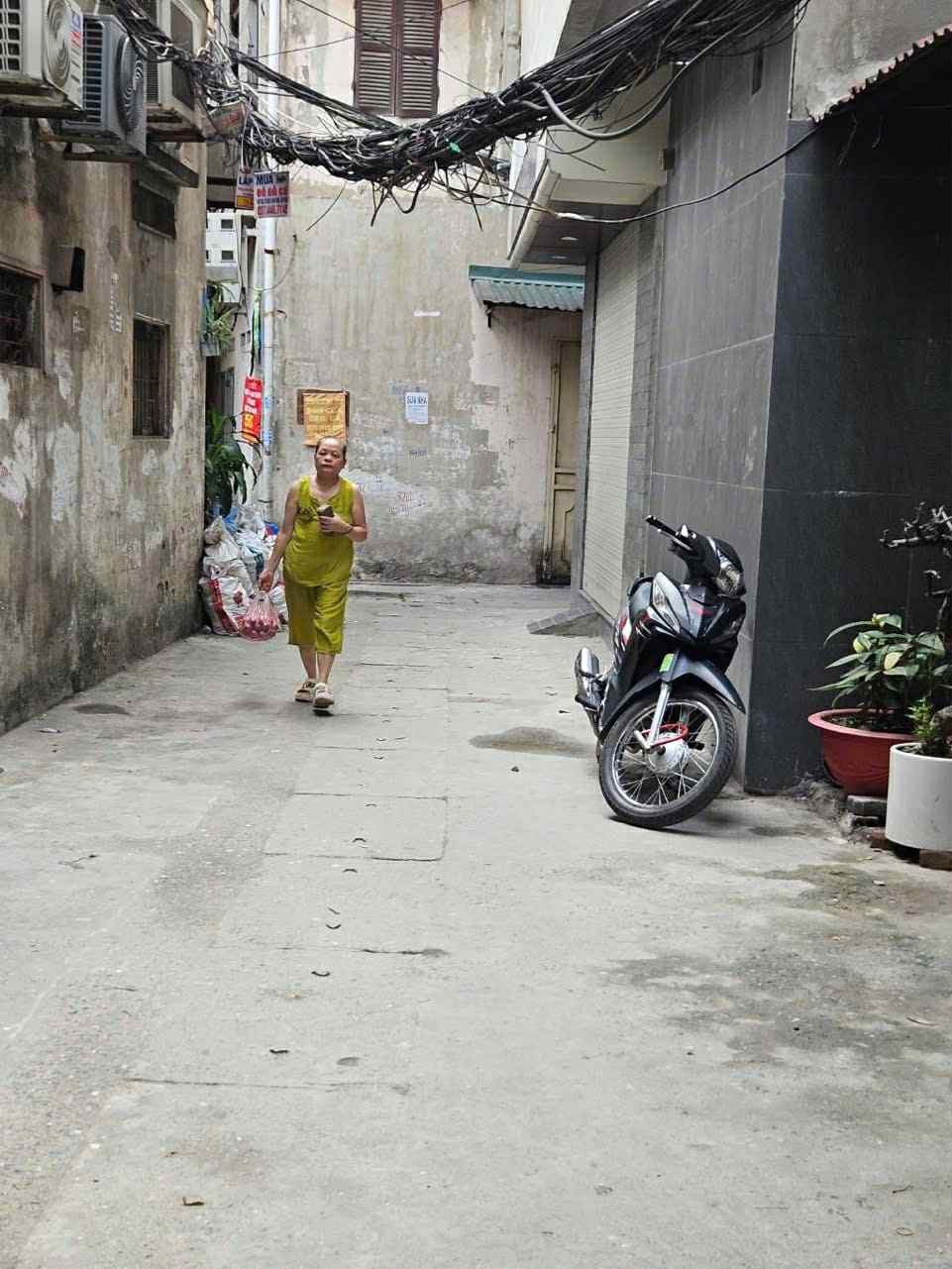 Nhà Phố Tô Hoàng - 4 Tầng, Lô Góc, 30m2, Giá 4 Tỷ