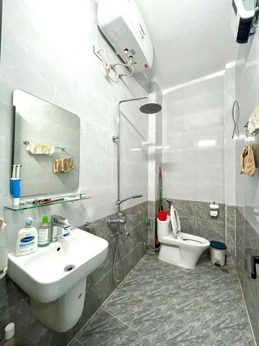 Nhà Phố Tô Hoàng - 4 Tầng, Lô Góc, 30m2, Giá 4 Tỷ
