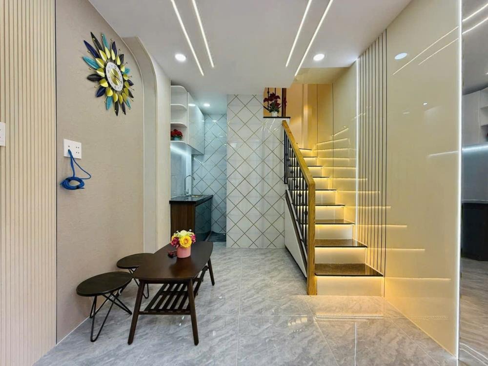 Nhà 2 Lầu Gò Vấp - 2.59 Tỷ - Full Nội Thất - Gần BV Hồng Đức