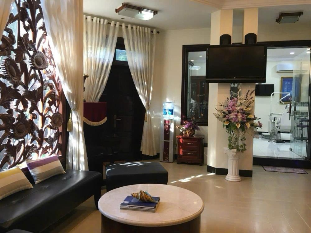 Biệt Thự Góc 2 Mặt Tiền Lê Thúc Hoạch, Quận Tân Phú - 30 Tỷ