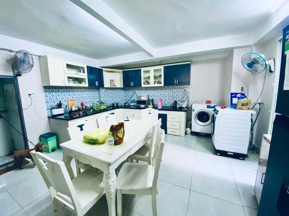 Nhà Quận 10 - Gần ĐH Bách Khoa HCM - 40m2, 2 Tầng, Hẻm Xe Hơi - Giá 8.55 Tỷ