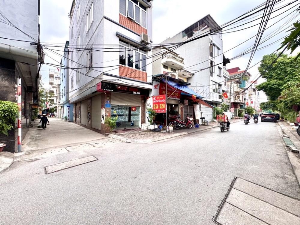 Bán nhà phân lô Phú Diễn, Cầu Diễn - Ô tô đỗ cửa, 4 tầng, kinh doanh, giá tốt