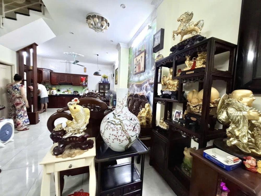 Bán nhà 5 tầng Quận 10 - Vị trí đẹp, 58m2, Giá 8 tỷ