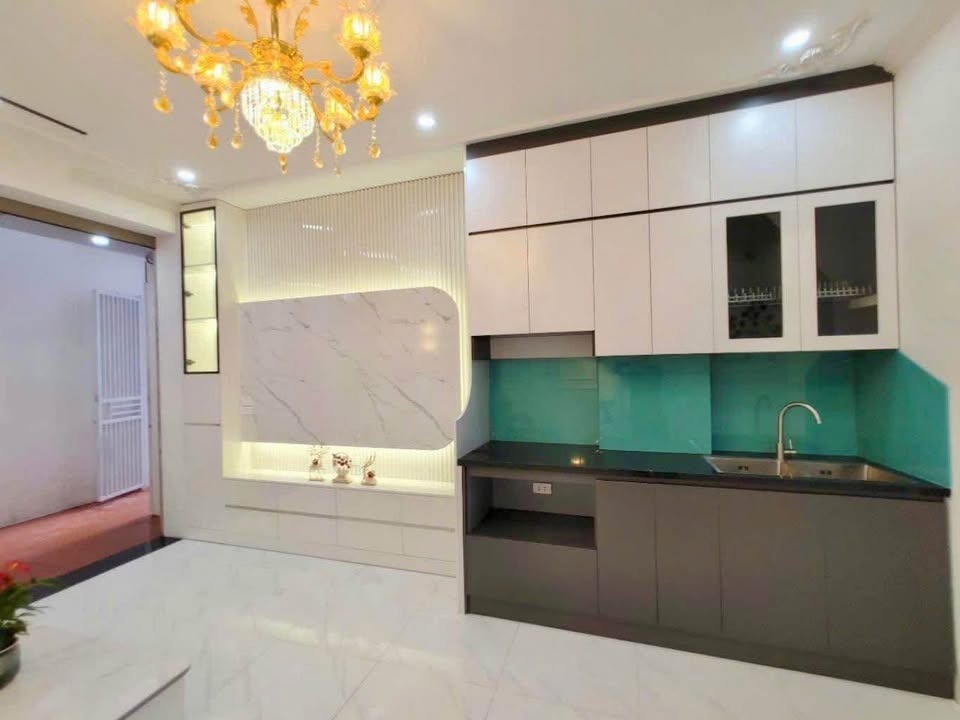Nhà 6 Tầng Đẹp Lung Linh, Sẵn Hố Thang Máy Tại Đại Từ - Giá Tốt Đầu Tuần