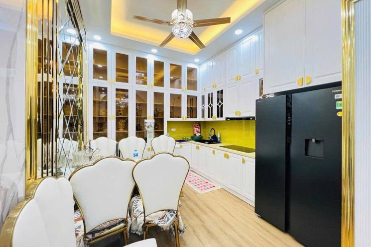 Đặng Tiến Đông 67m 5 tầng 13.88 tỷ ô tô đỗ cổng vip 0986073333
