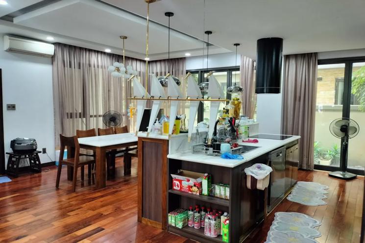 BIỆT THỰ NHÀ VƯỜN Cổ Linh 144m2 X 3 Tầng mặt tiền 8m X 28.5 tỷ Long Biên
