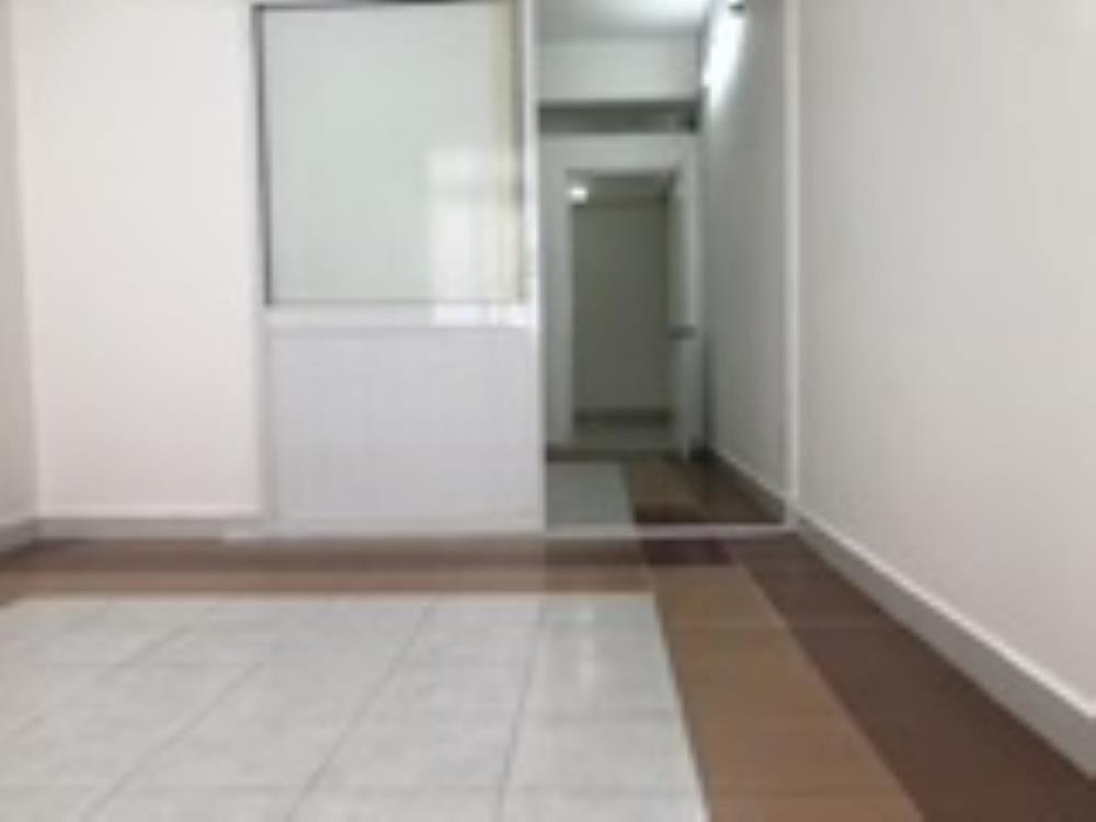 Bán căn hộ chung cư Nguyễn Kim, Quận 10 - Giá 2.4 tỷ
