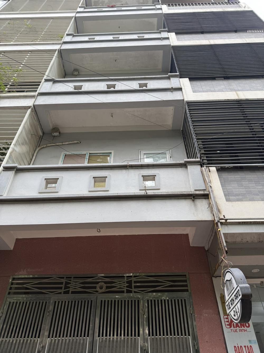 Bán nhà phân lô Nguyễn Văn Lộc 50m2, 5 tầng, 18 tỷ - Vị trí đẹp, ô tô tránh