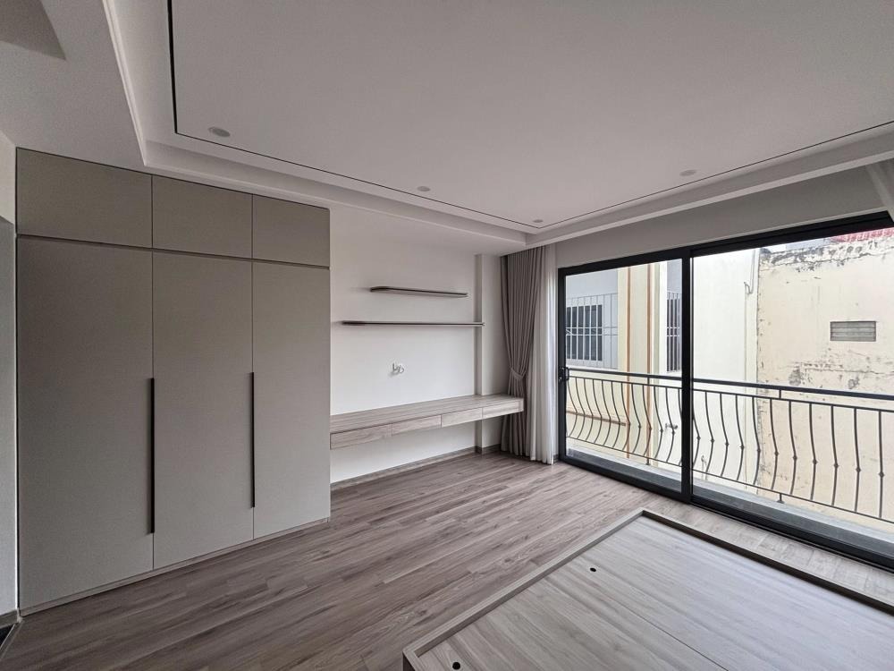 Bán nhà Vạn Phúc, ô tô vào tận cửa, 6 tầng, thang máy, 45m2, giá 11.4 tỷ