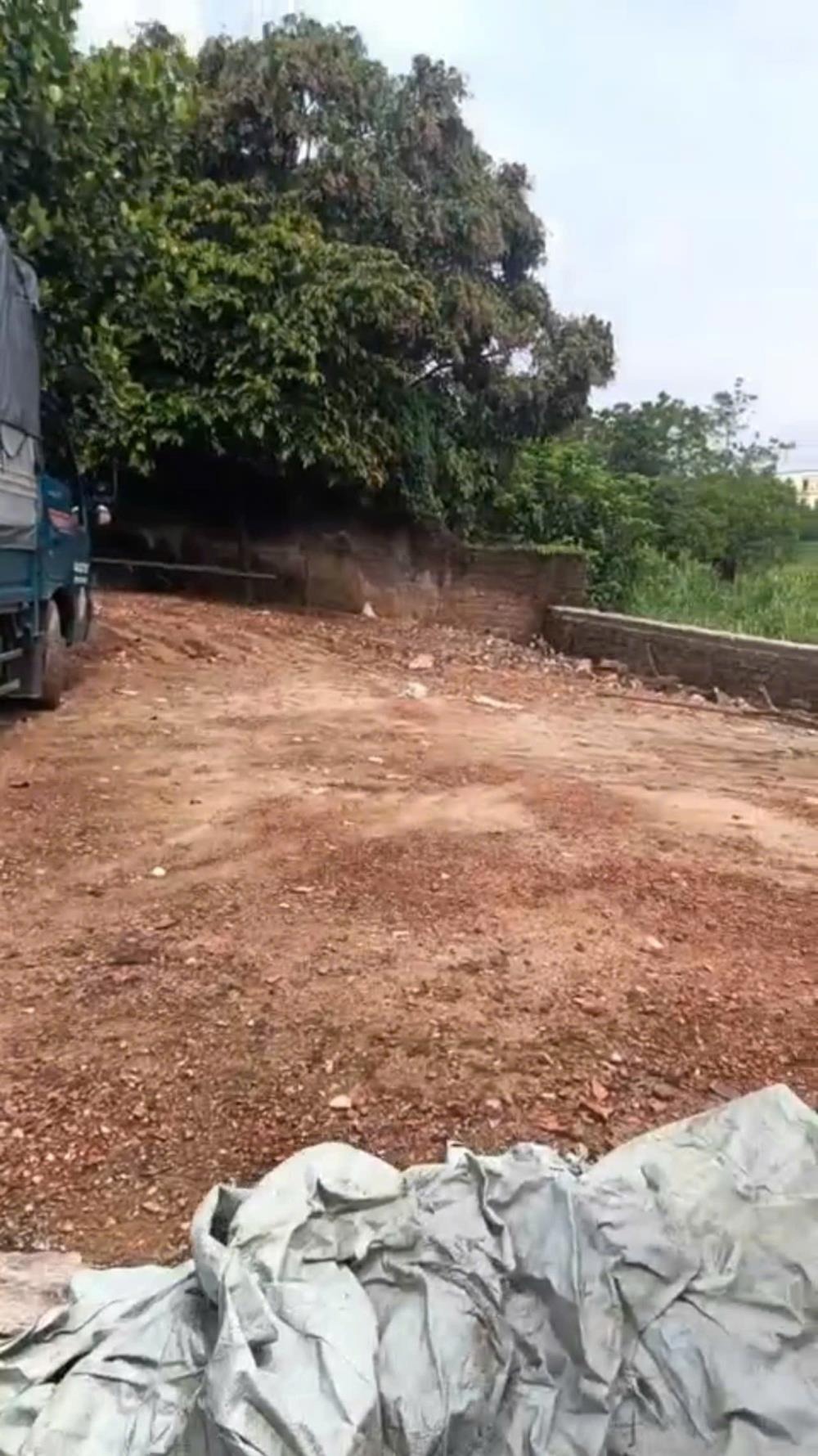 Bán Đất Thổ Cư 200m2 Đẹp Tại Sơn Tây - Vị Trí Vàng, Tiềm Năng Lớn!