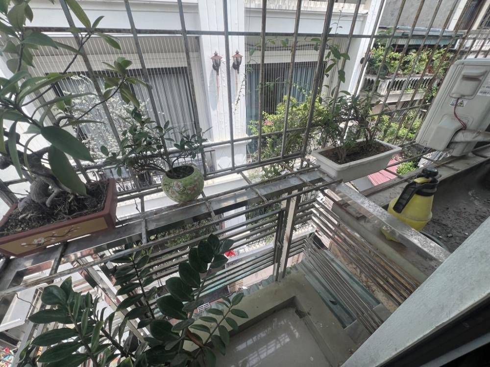 Bán nhà Vân Hồ - Dân Xây - Gần Mặt Phố - Ô Tô Đỗ Cửa