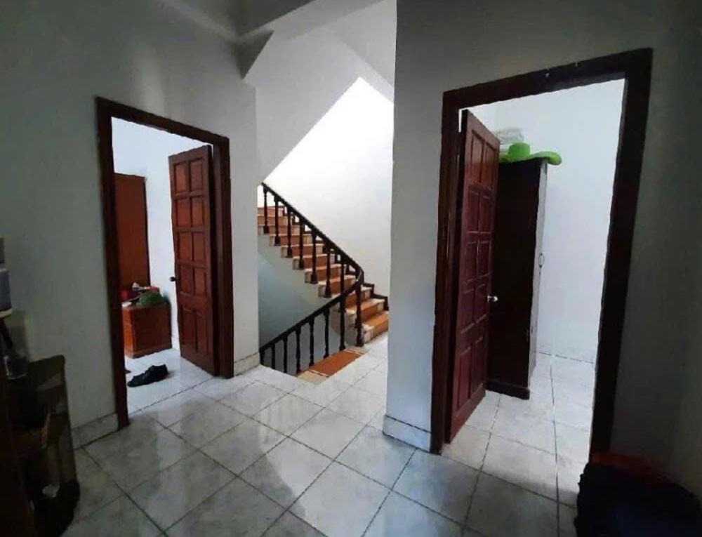 Bán nhà phố cổ Ba Đình 101m2, 4 tầng, lô góc 3 mặt thoáng, ô tô tránh - Giá Tốt
