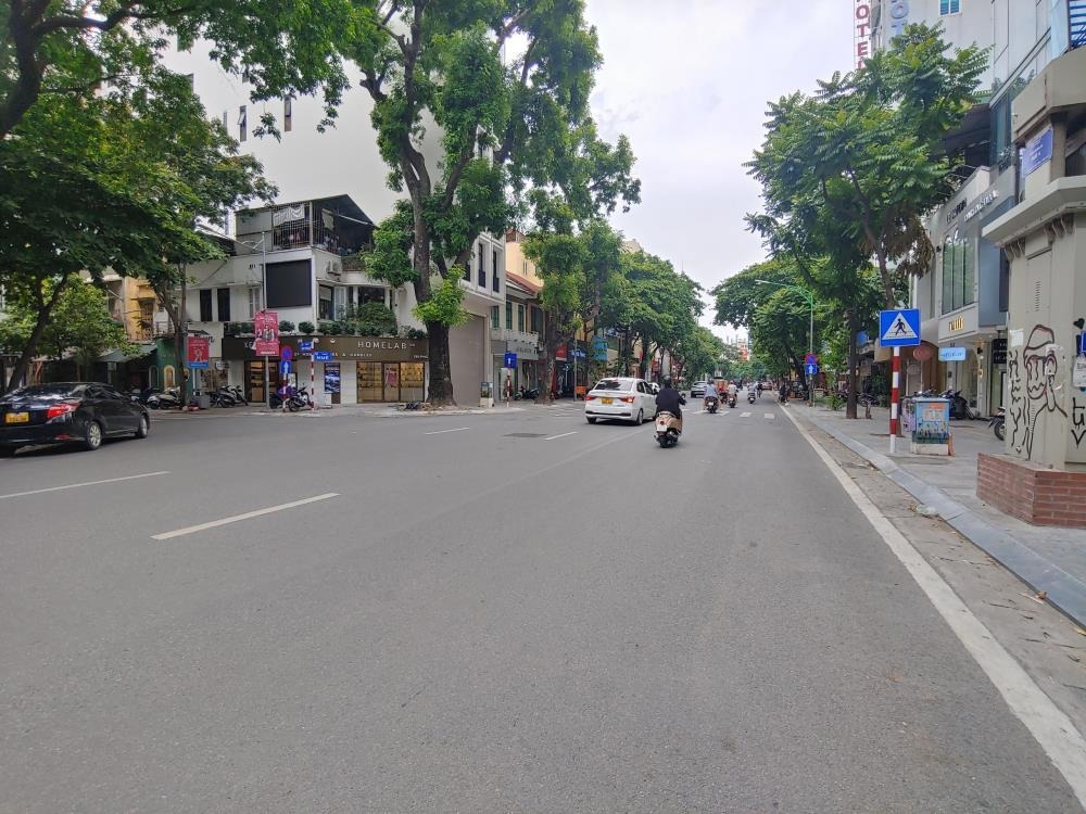 Bán nhà mặt phố Huế 190m2, Mặt tiền 7m - Giá Tốt Nhất Hà Nội