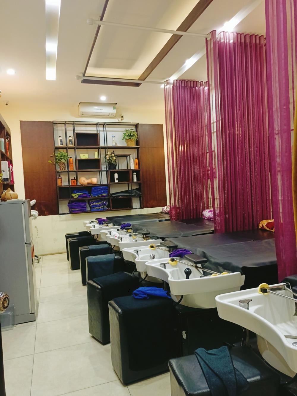 Bán Nhà Mặt Phố Quận 2, 60m2, 4 Tầng, 2 Mặt Tiền, 29.5 Tỷ - Vị Trí Đắc Địa Lạc Trung
