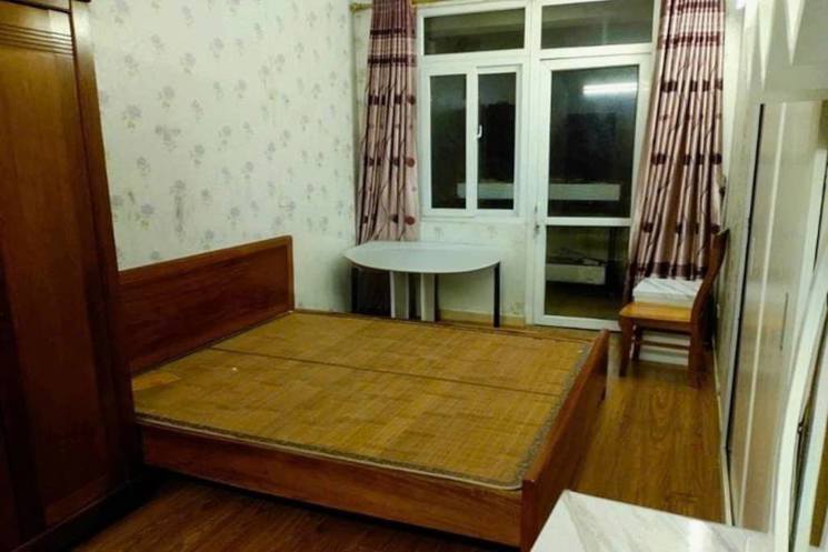 Bán căn hộ chung cư Hoàng Quốc Việt, 87m2, 2 ngủ, 2 vệ sinh, 6.48 tỷ có sổ