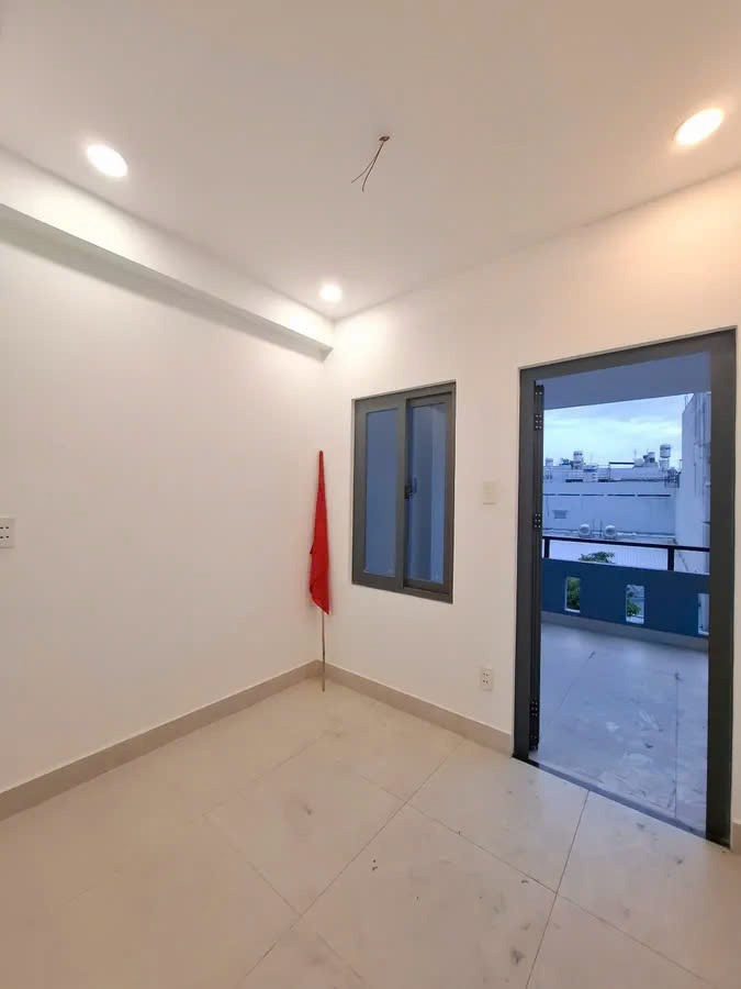 Nhà Mặt Tiền Lê Sát - 4 Tầng - Kinh Doanh Đỉnh Cao - 8.35 Tỷ