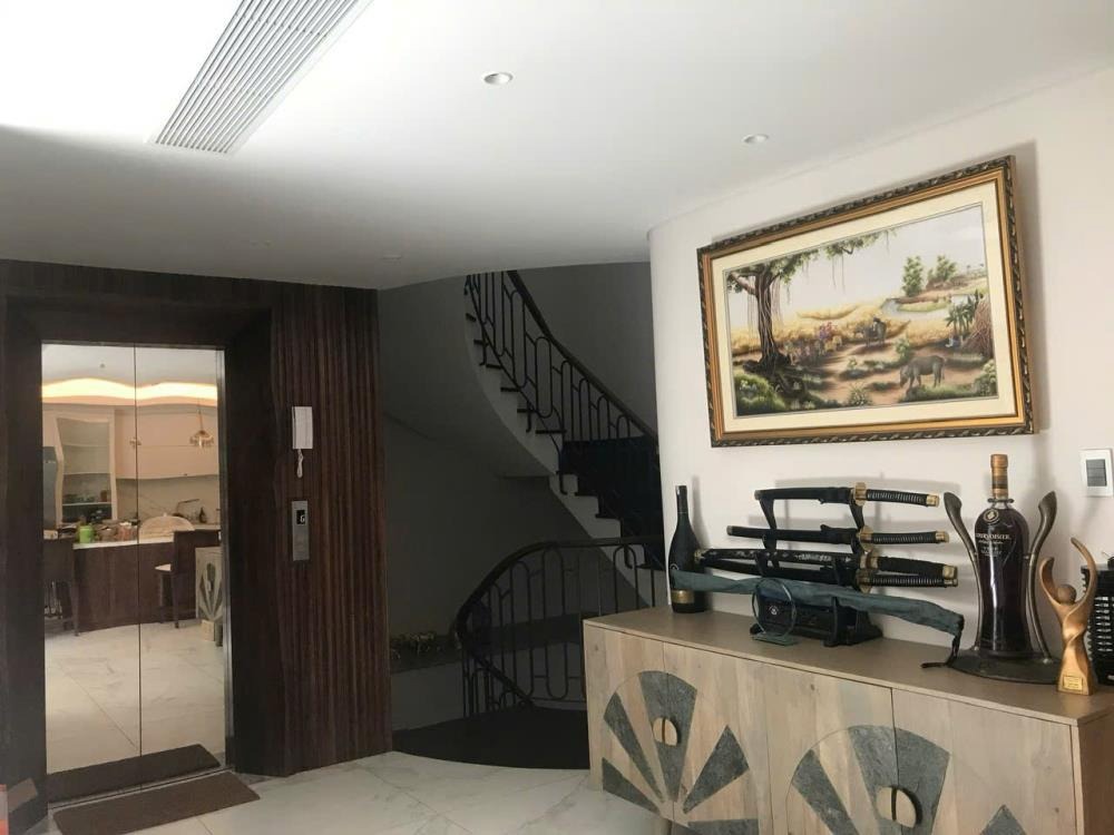 Bán Biệt Thự Quận 1 | Hầm, Hồ Bơi, 4 Lầu - Giá 115 Tỷ