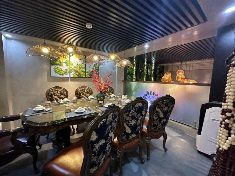 Bán tòa nhà 7 tầng, 214m2, Sư Vạn Hạnh, Quận 10 - Giá 72 tỷ